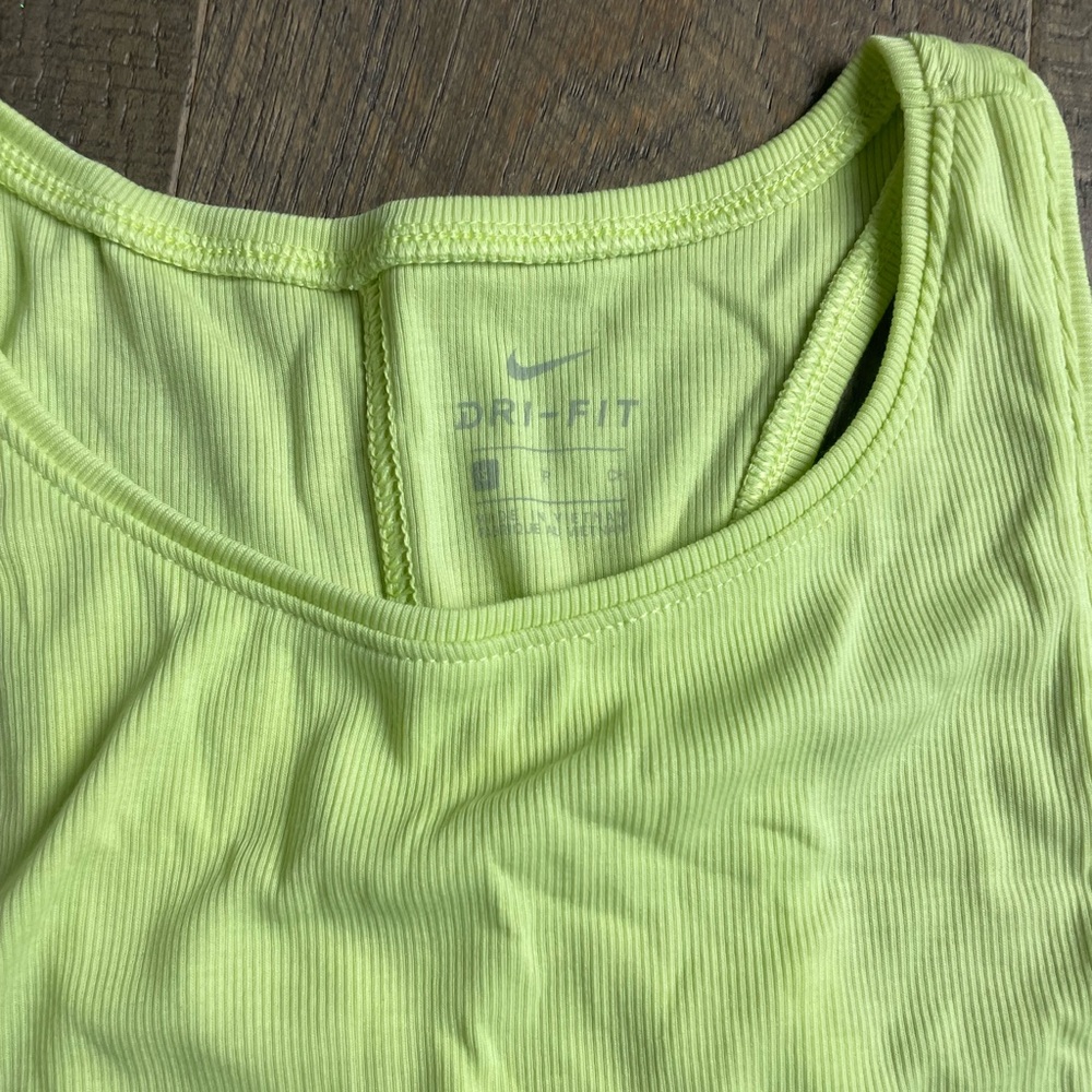 Nike Yoga Ribbed Tank - Picture 2 of 3